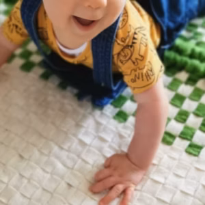 Tie baba játszószőnyeg